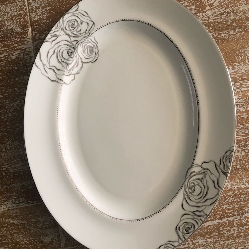 Monique Lhuillier platter